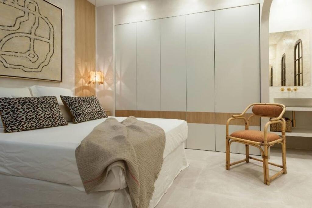 Apartamento De Diseno En Neptuno Apartamento Madrid